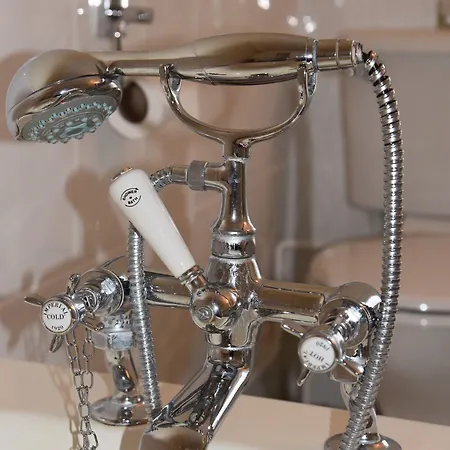 Bed and breakfast Newburgh House