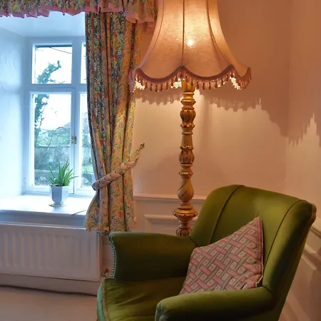 Bed & Breakfast Newburgh House 3*
