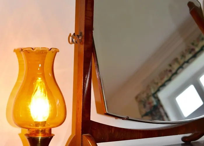 Nocleg ze śniadaniem Newburgh House 3*