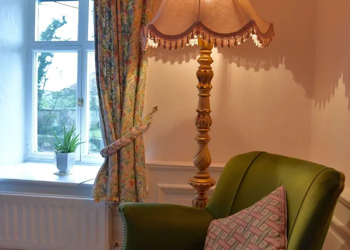 Nocleg ze śniadaniem Newburgh House 3*