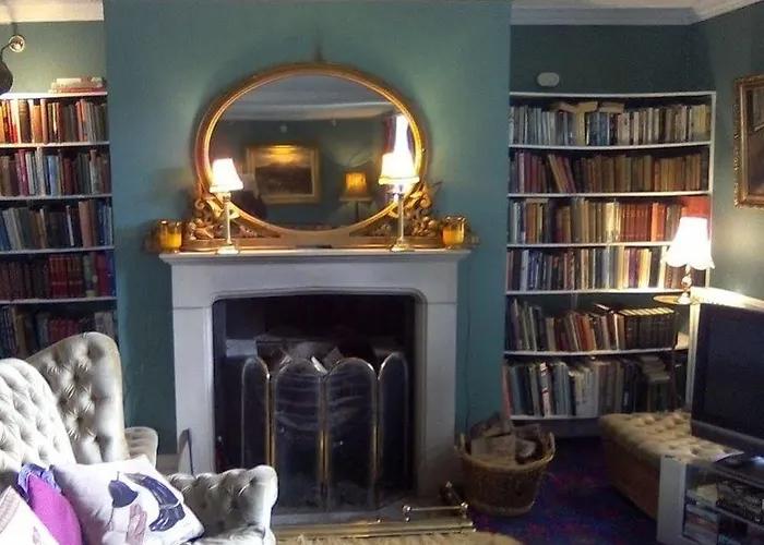 Newburgh House Nocleg ze śniadaniem