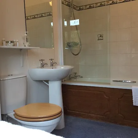 Newburgh House فندق مبيت وإفطار