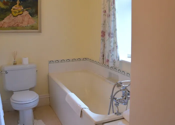 Newburgh House Alojamento de Acomodação e Pequeno-almoço 3*